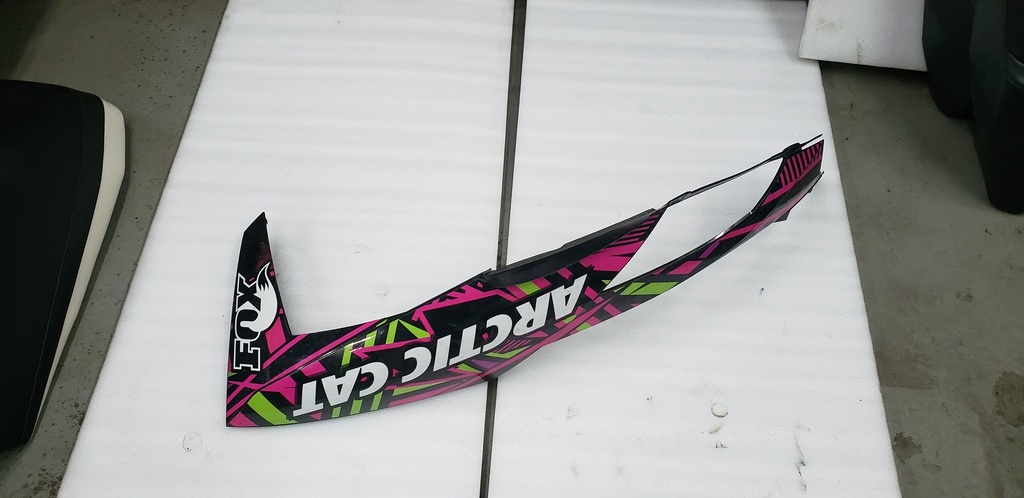 PANEL, SIDE - RIGHT W/DEC - Arctic-Cat - 3718-218