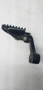 SUZUKI-BRACKET, FR FOOTREST LH-43520-32E00