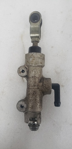 Suzuki-SUZUKI CYLINDER ASSY, REAR MASTE - 69600-29F00-69600-29F00