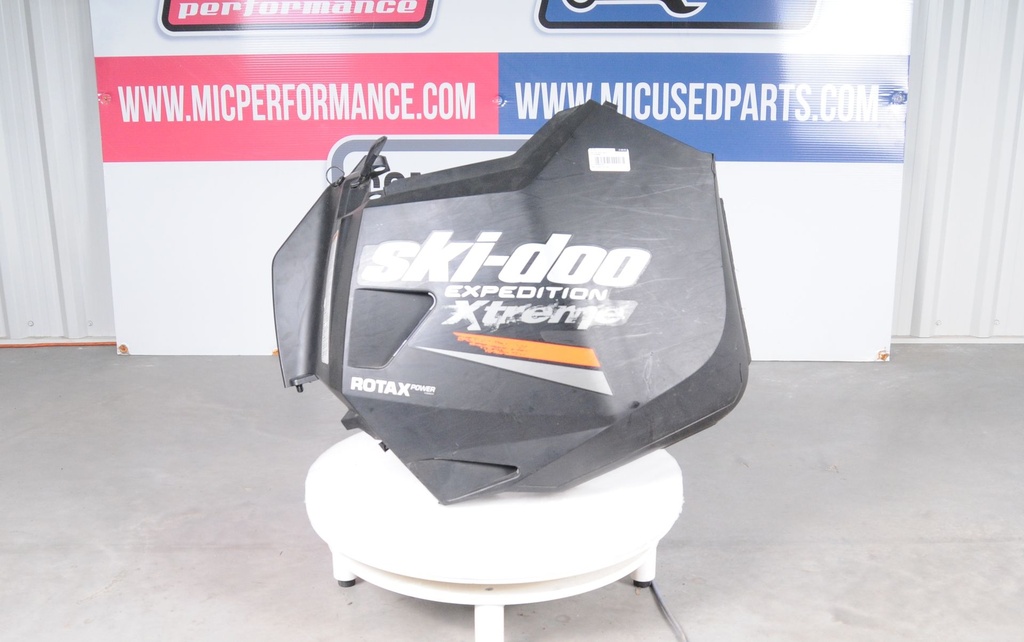 new ref. 517306970) black rh side pannel | MIC Parts