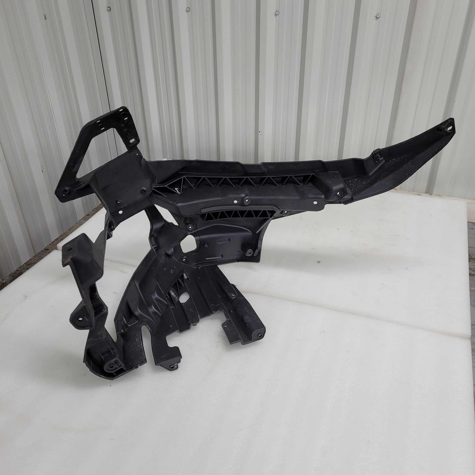 LH Console Support | MIC Parts